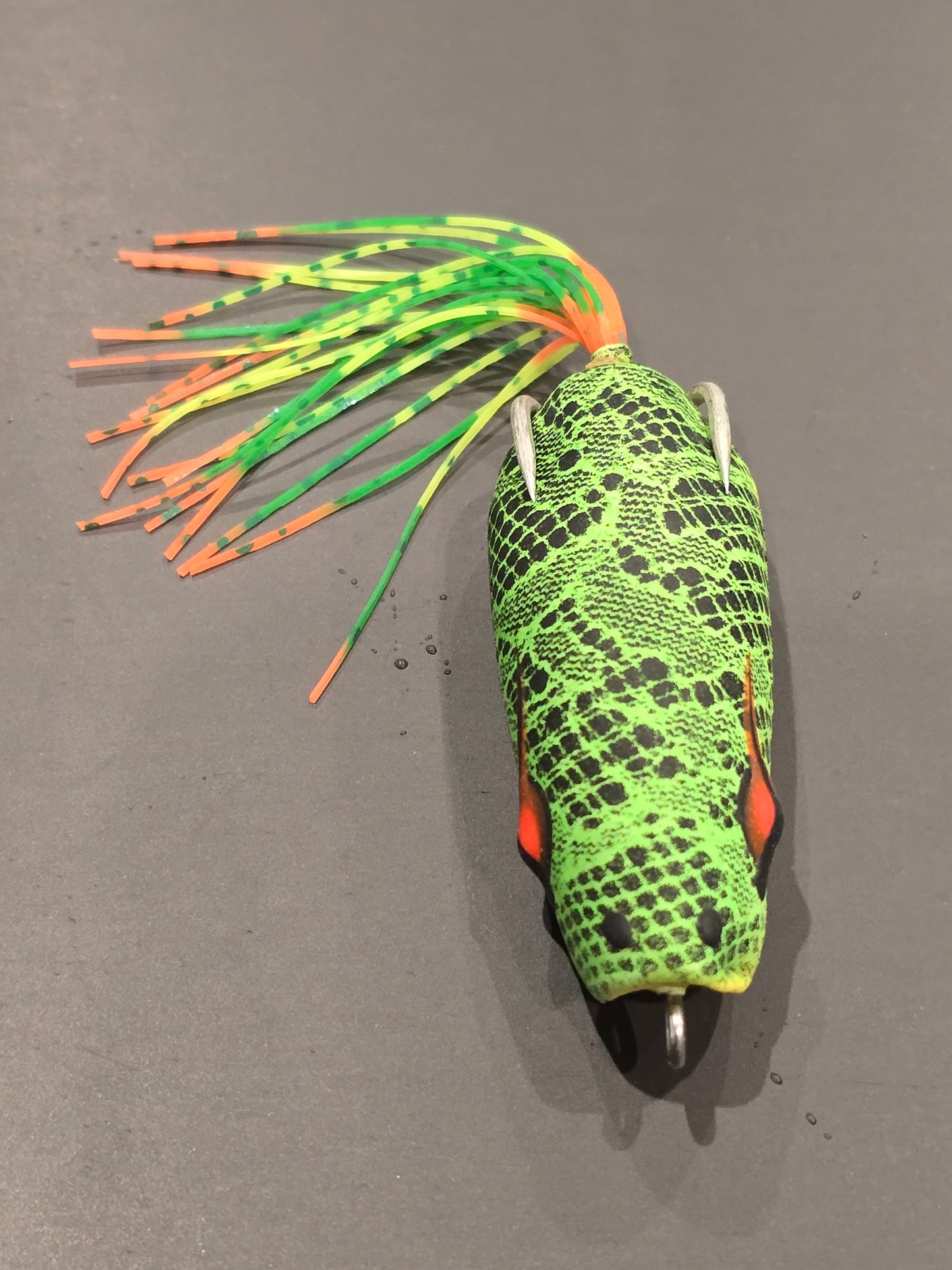 Straight-jacket Slim Walker Frog-Single skirt