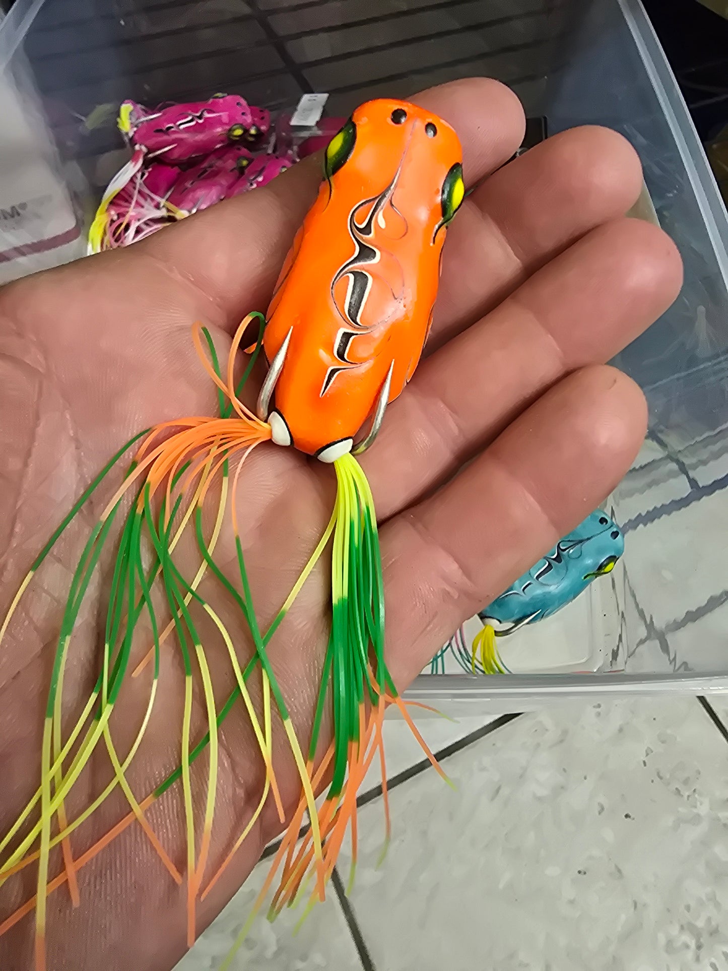 Straight-jacket Wide Walker Frog