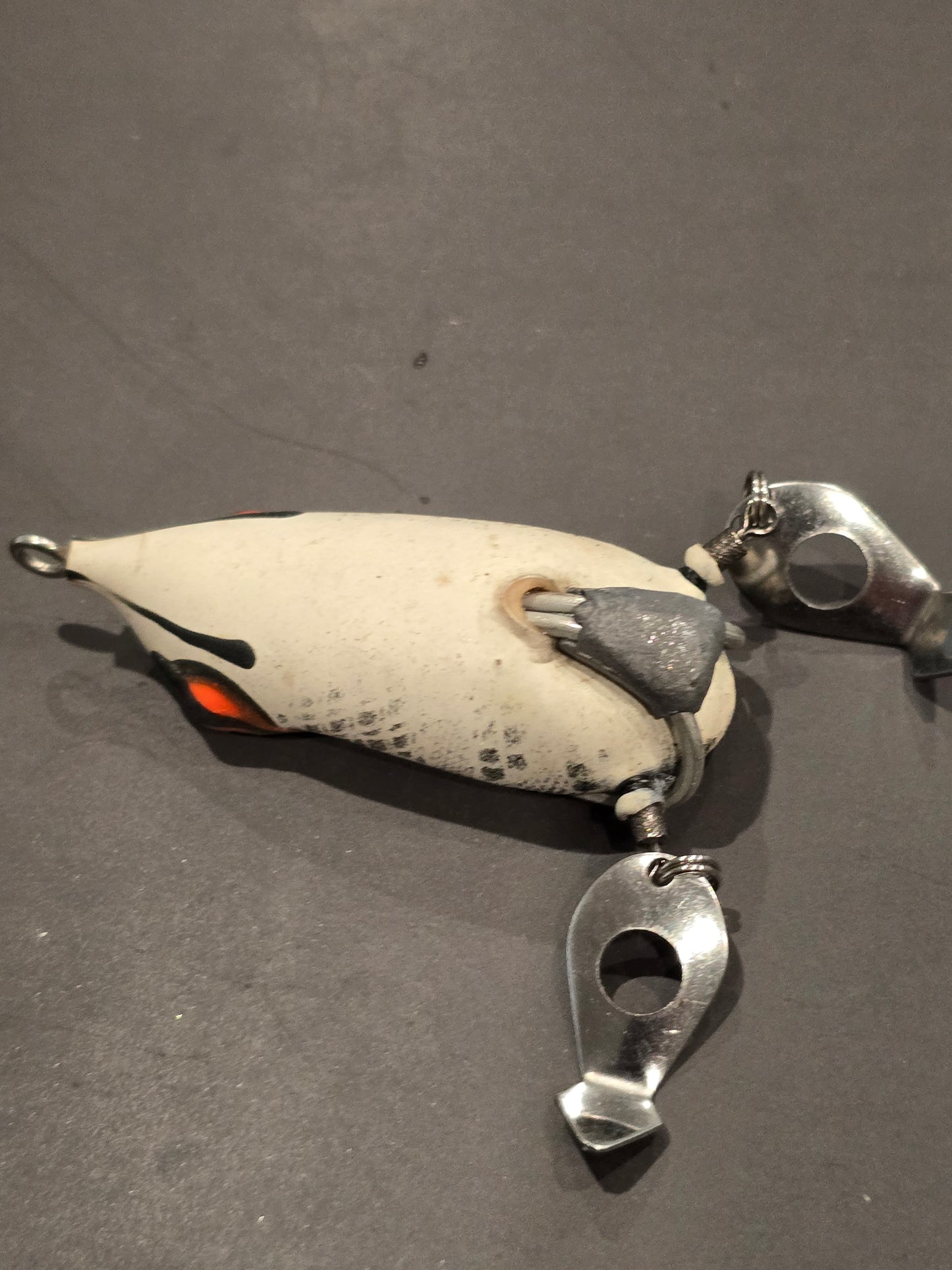 Straight-jacket Frog Double Bladed