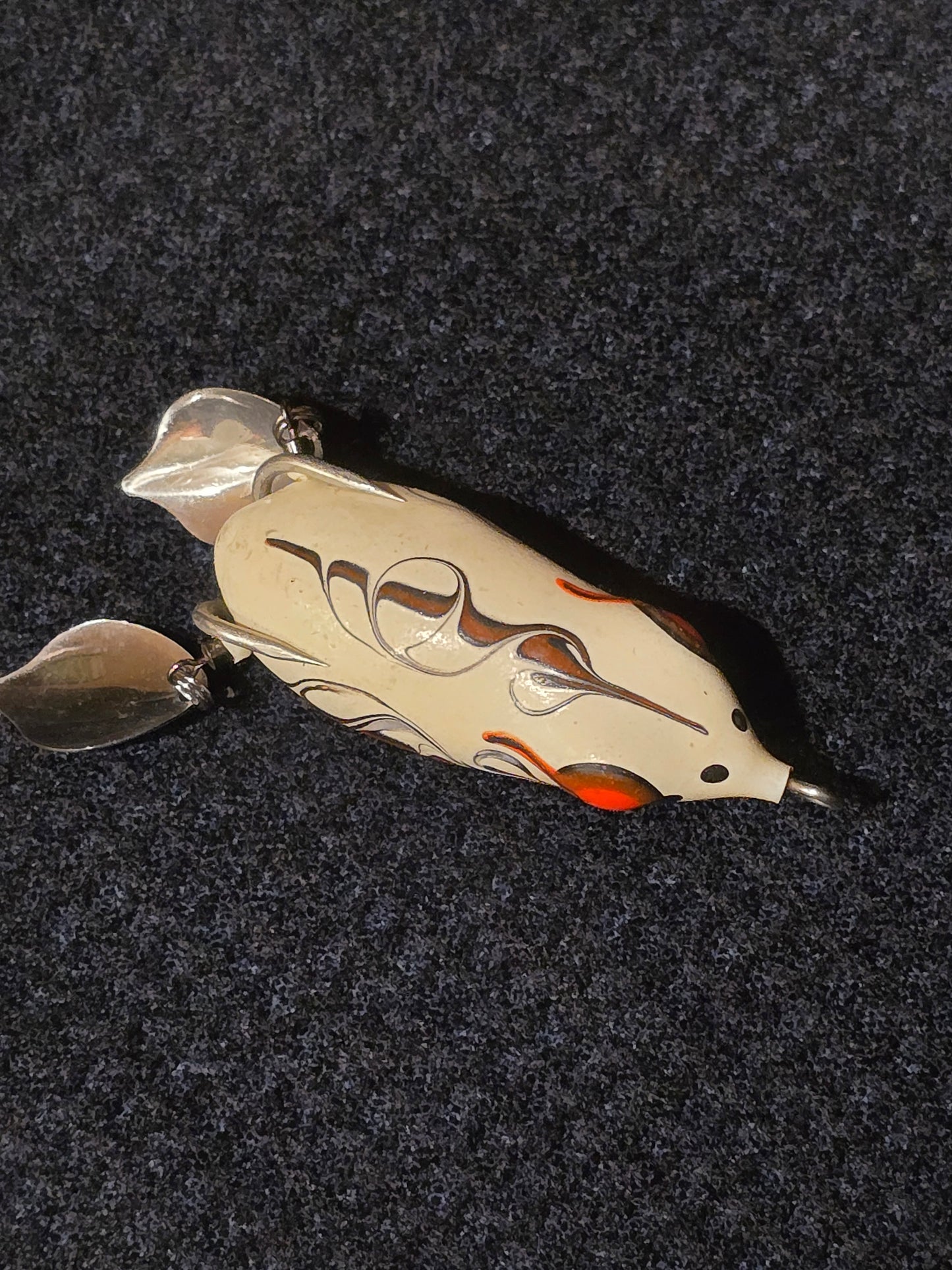 Straight-jacket XL Double Bladed Frog