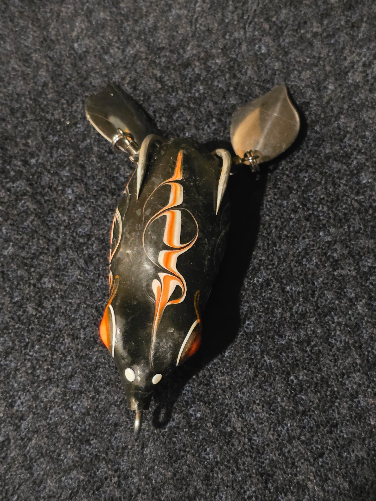 Straight-jacket XL Double Bladed Frog